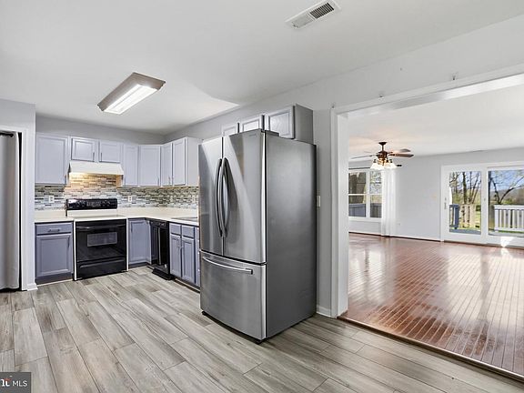 2nd image of 3961 Rectortown Rd