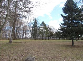 23 Old Farm Rd S, Pleasantville, NY 10570