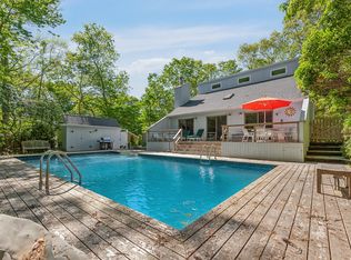 43 Highlands Dr, Southampton, NY 11968