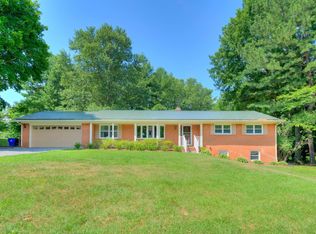 305 Apperson Dr, Blacksburg, VA 24060