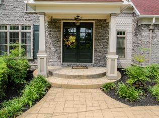 1700 Evergreen Rd, Anchorage, KY 40223