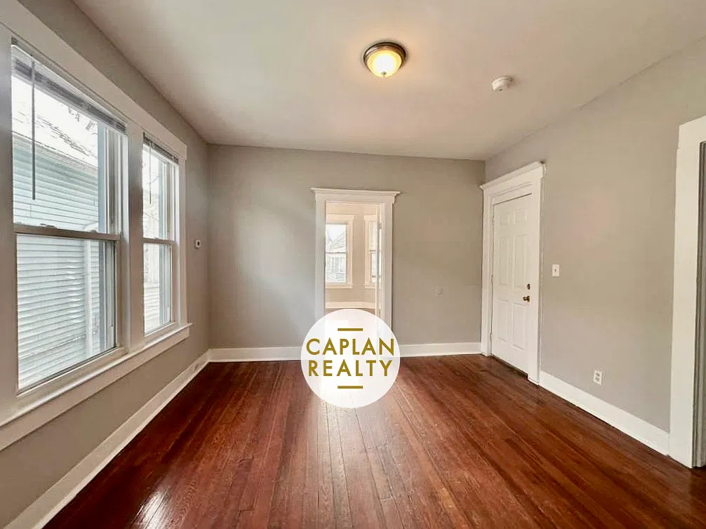 2 bed, 1000 sqft, $1,595 — Photo 4