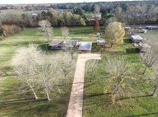 591 Hay Meadow Ln, Shepherd, TX 77371