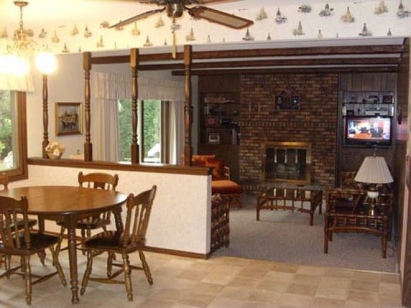 Kitchen view of Family Rm