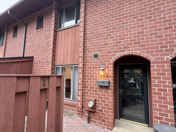 704 Worthington Dr #704