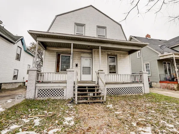 2040 Racine St, Racine, WI 53403