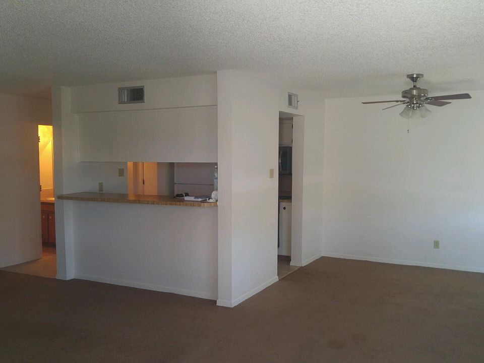 Living room dining area