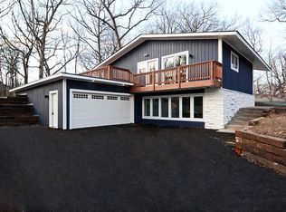 8132 Lea Rd, Bloomington, MN 55438