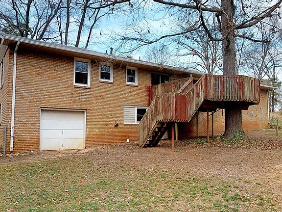 5th image of 6642 Forestdale Ln