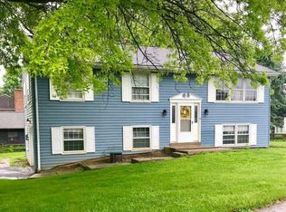 555 Candlewyck Rd, Lancaster, PA 17601