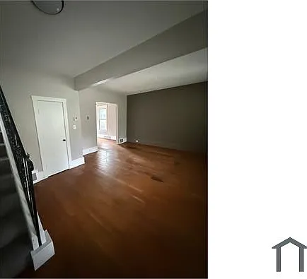 4 bed, $1,400 — Photo 4