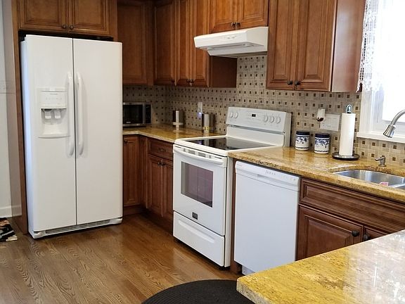 4th image of 259 N Greenwood Ave