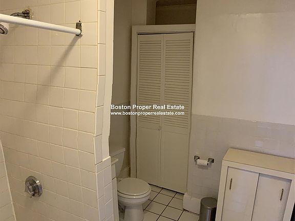 109a Dartmouth #14 Boston - Back Bay Unit Photo 3 (4)