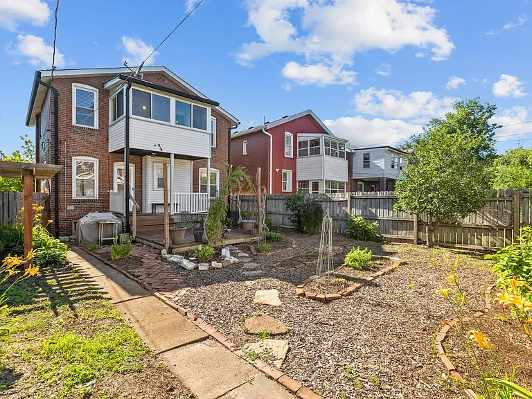 3124 Gurney Ave — Photo 32
