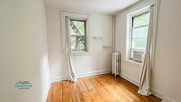 Rented by Brighton Management | media 17