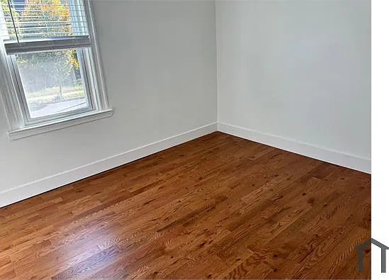 5208 Dix St NE — Photo 23