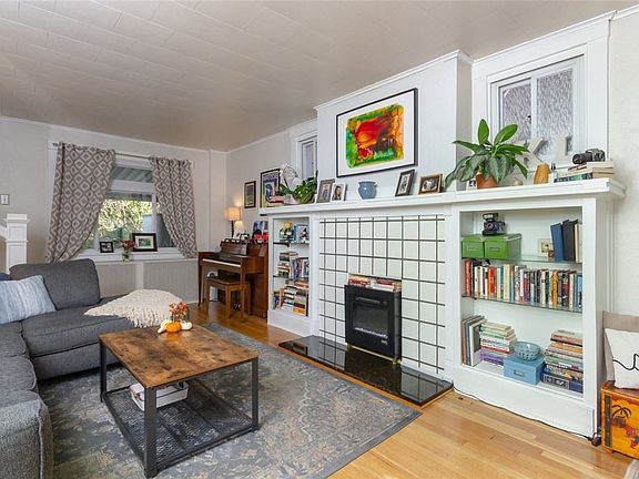 4th image of 3333 Latonia Ave