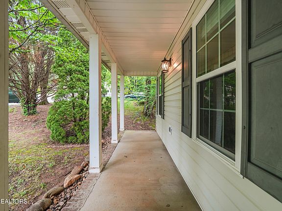 5th image of 6607 Ridge Run Dr