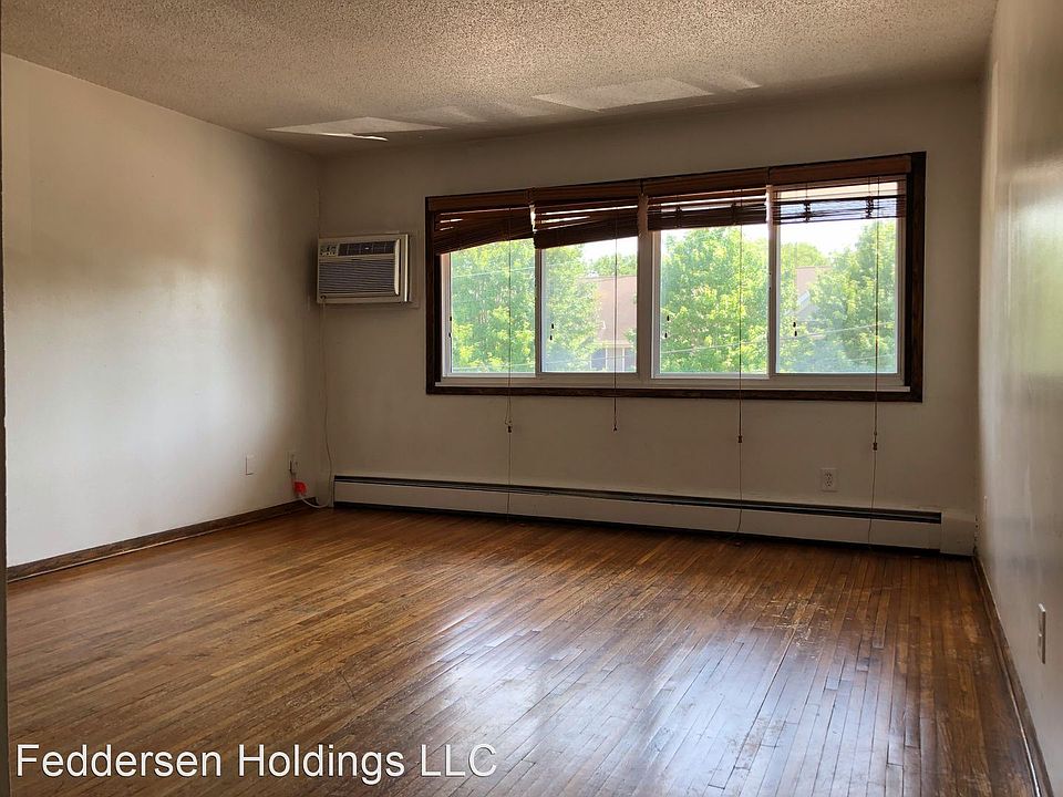 1st image of 615 E 18th St #8858983