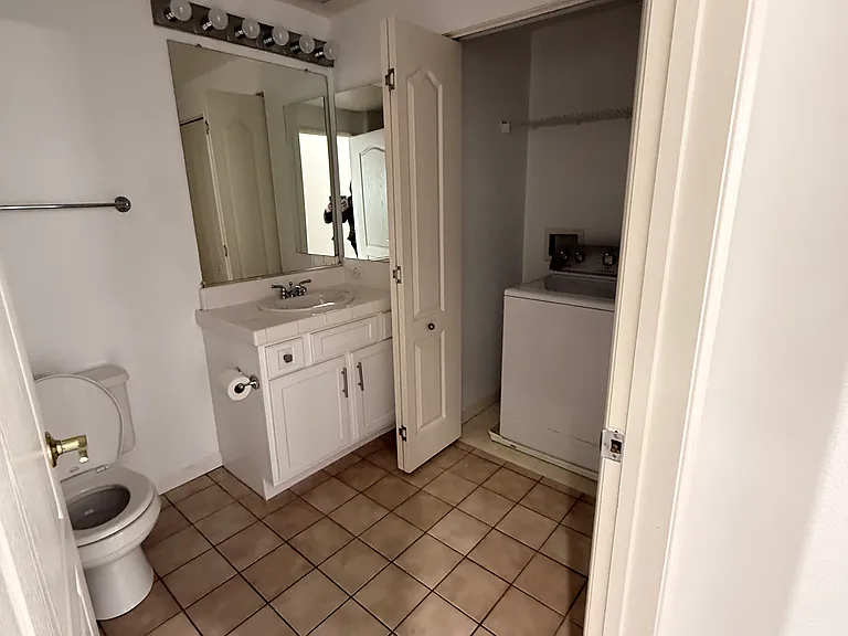 860 Meridian Bay Ln #124 — Photo 7