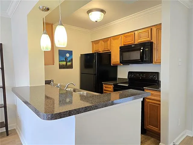 2511 Metairie Lawn Dr #215 — Photo 6