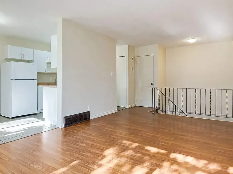130 Mount Pleasant Dr #1 — Photo 11