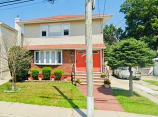 (Undisclosed Address), Floral Park, NY 11001