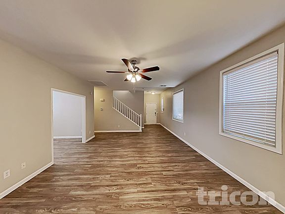 2nd image of 5686 Diamond Palm Ct