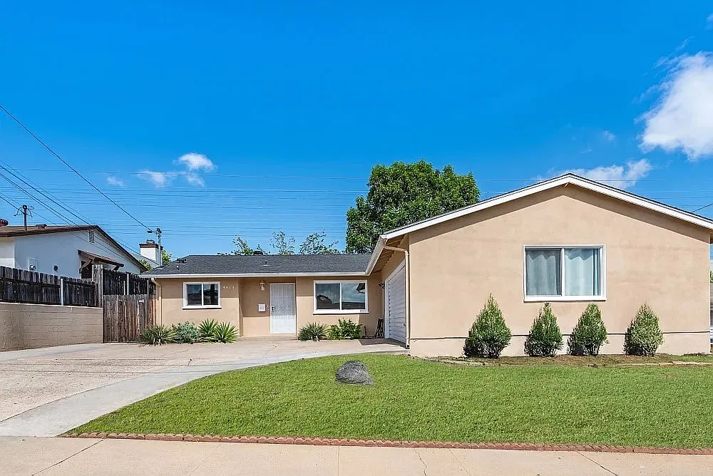3 bed, 1156 sqft, $4,450 — Photo 1