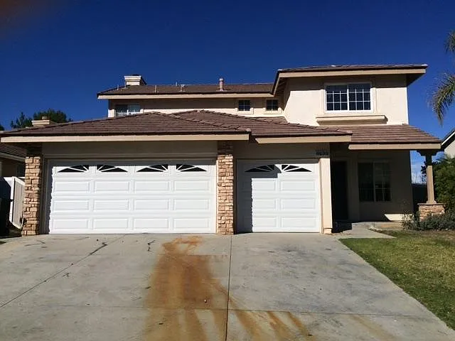 27407 Eagles Nest Dr