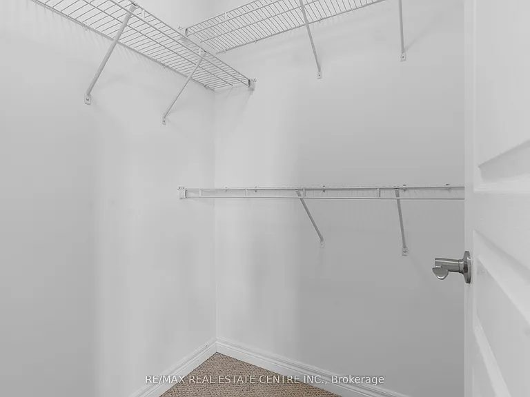 56 Rockledge Dr — Photo 26