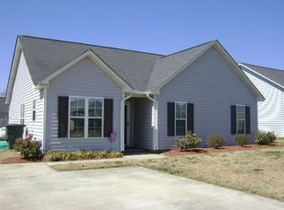 3648 Highland Dr, Ayden, NC 28513