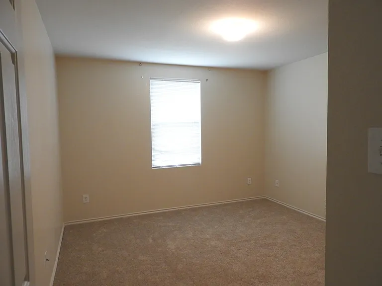 12914 Vassar Dr — Photo 7