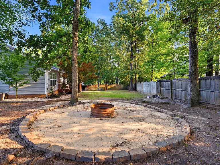 9 Whitewater Ct — Photo 38