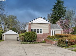 5939 SW Taylors Ferry Rd, Portland, OR 97219