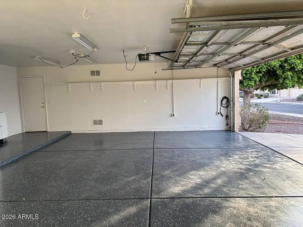 3 bed, 2.0 bath, 2157 sqft, $2,499 — Photo 4