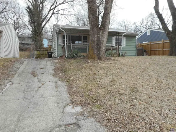 3120 SE Girard St, Topeka, KS 66605
