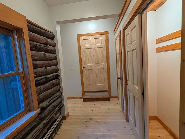 3582 Silvernail Rd — Photo 17