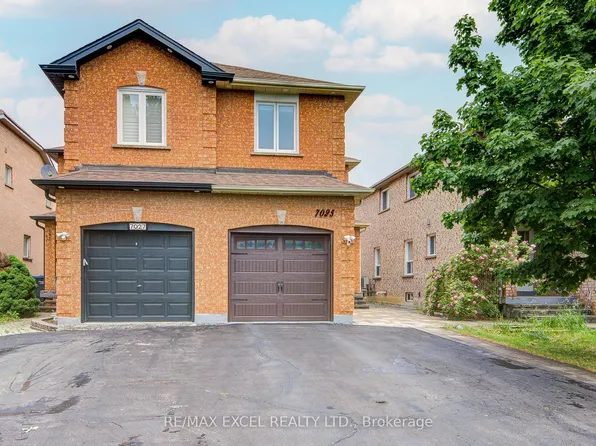 7025 Dunrobin Way, Mississauga, ON L5N 6Y4