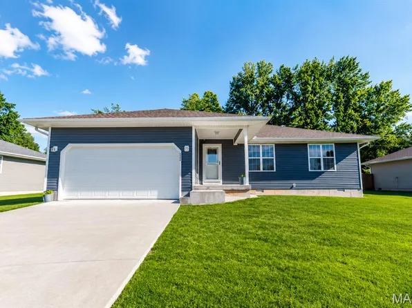 1316 Jessalinn Dr, Lebanon, MO 65536