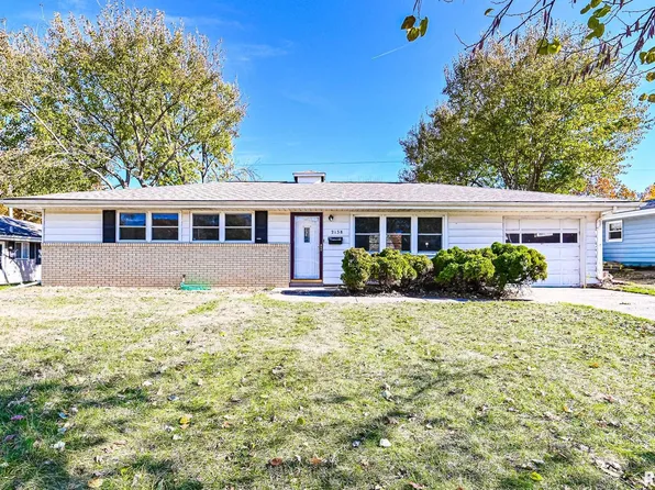 2138 N Windermere Ave, Peoria, IL 61604