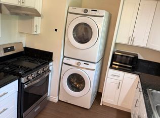 1401 Monterey Rd APT E, South Pasadena, CA 91030