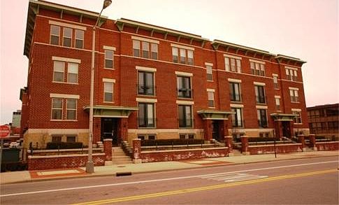 2nd image of 120 E Mound St APT 1
