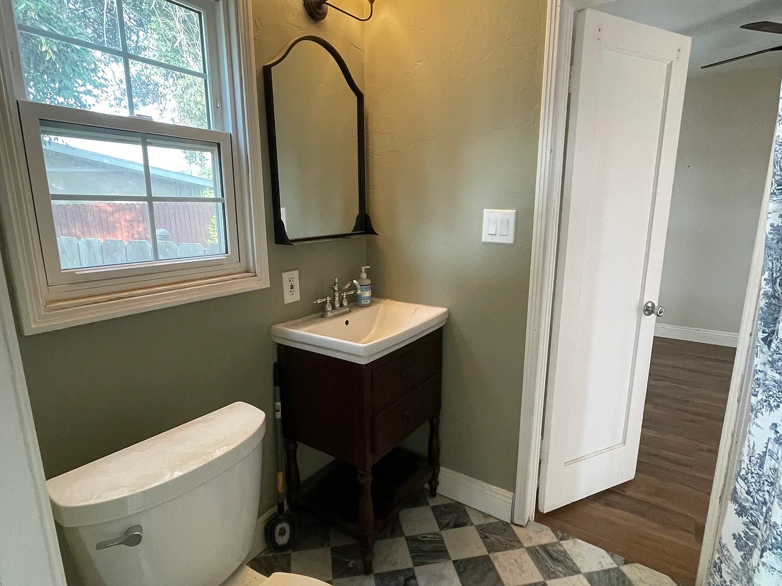 2 bed, 1502 sqft, $1,800 — Photo 3
