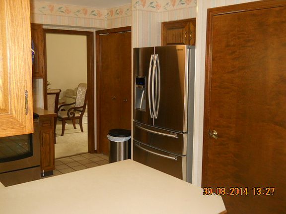 4th image of 4610 Hamlet Dr S