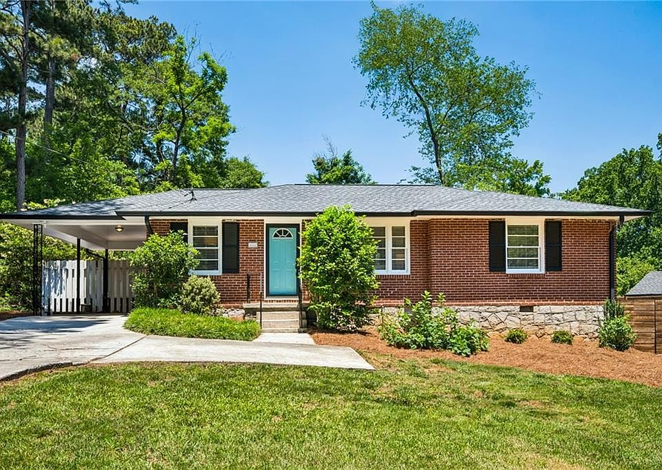1st image of 2662 Fox Hills Dr