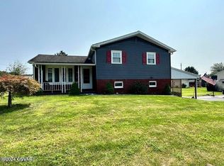 218 E 9th St, Watsontown, PA 17777