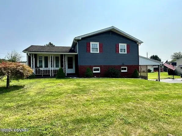 218 E 9th St, Watsontown, PA 17777