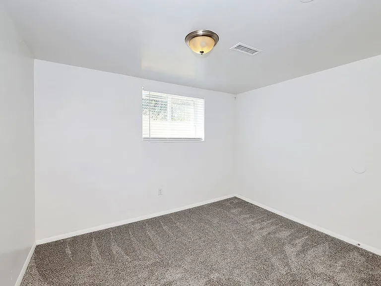444 N Morton Dr — Photo 22