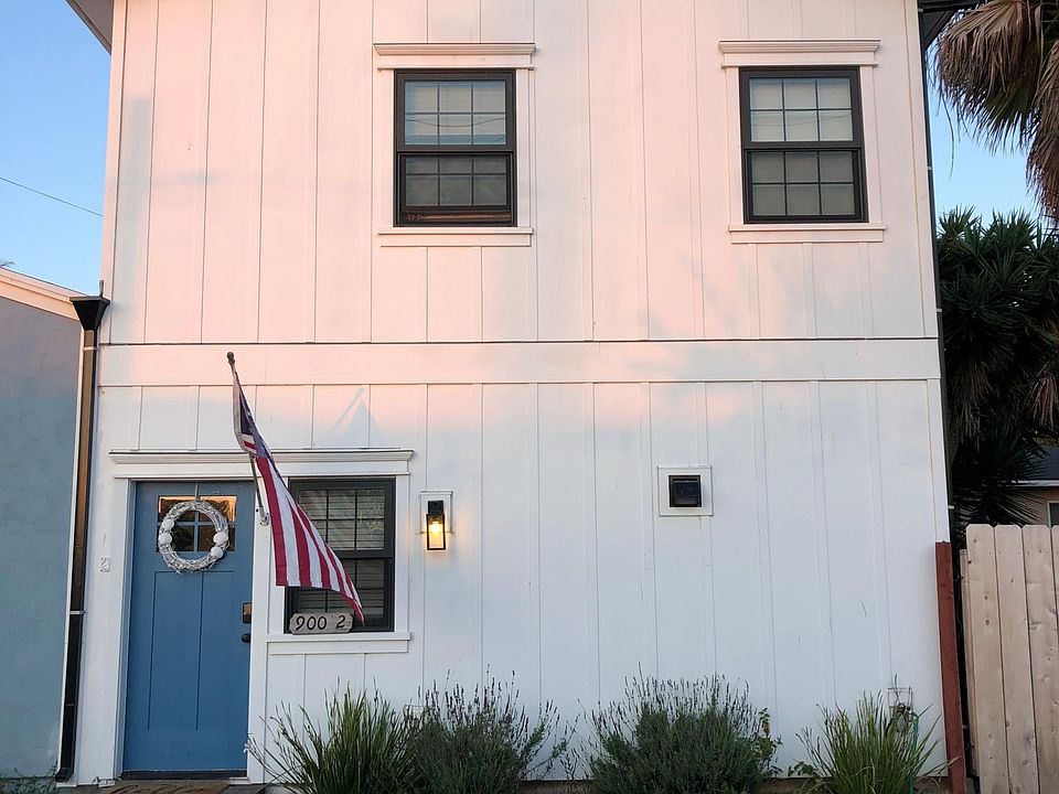 1st image of 900 7th St #2